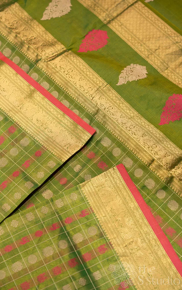 Light green aayiram butta silk cotton sareee with pink selvedge