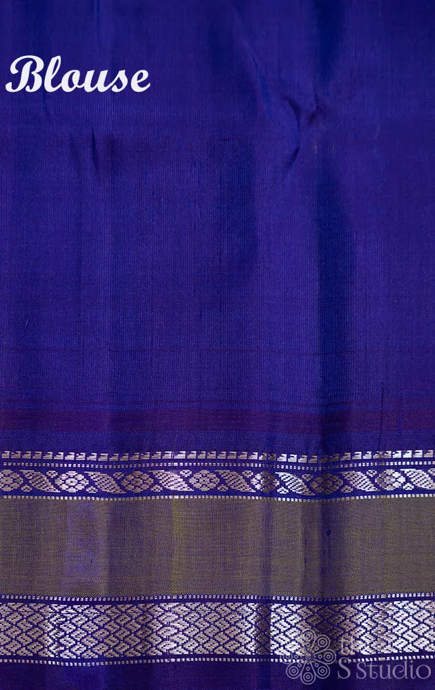 Green and yellow checked gadwal silk saree with navy blue pallu