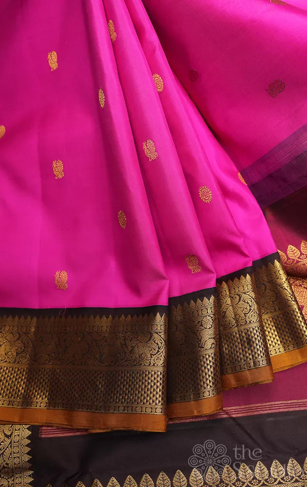 Magenta madisar 10 yards kanchipuram silk saree with brown korvai border
