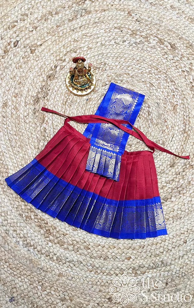 Red with royal blue big border Goddess vasthram