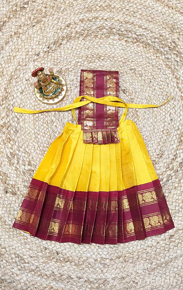 Yellow with maroon rettaipet Goddess vasthram