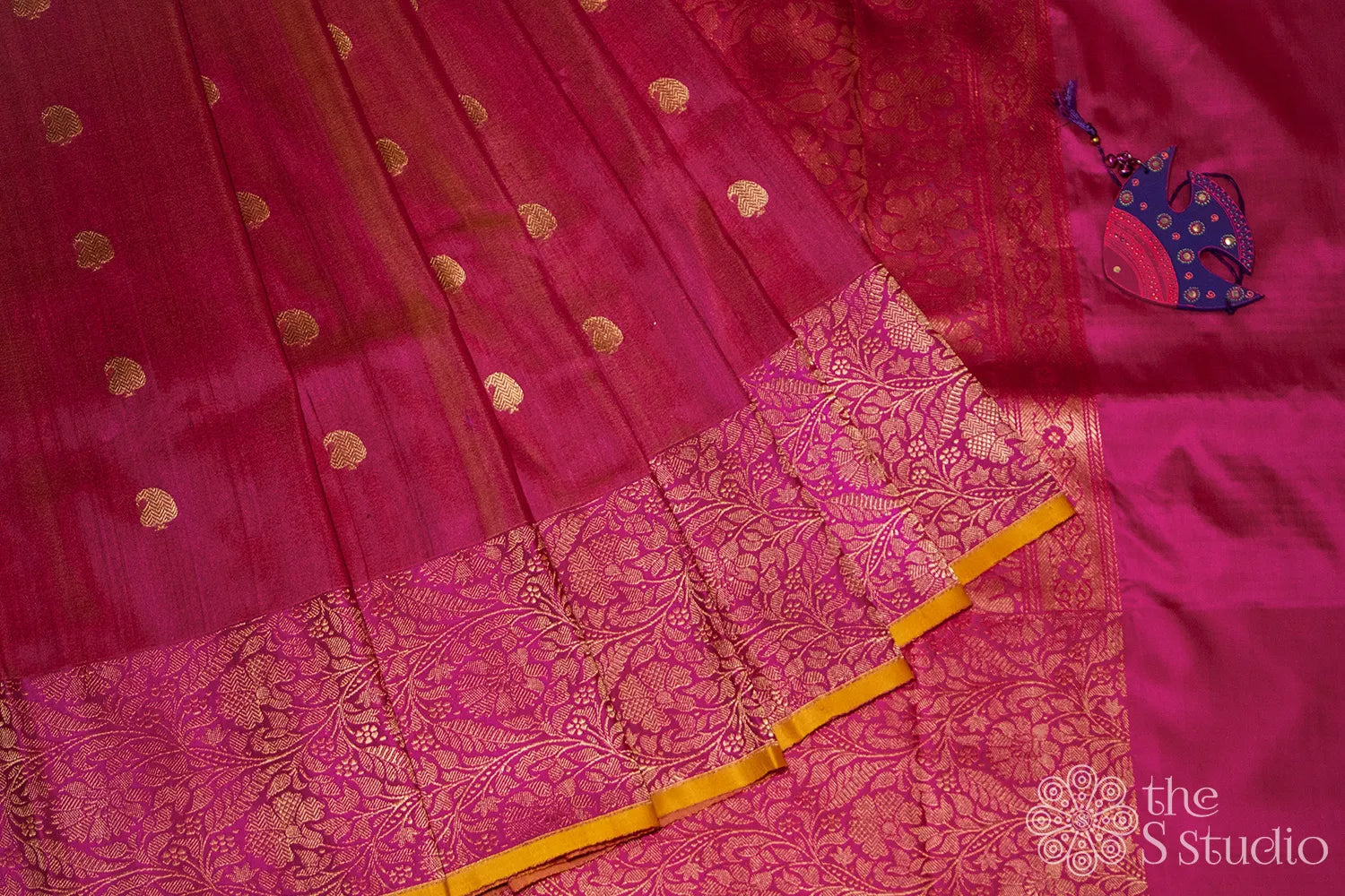 Rose banarasi silk saree with woven border