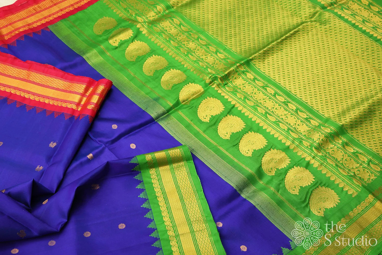 Royal blue gadwal silk saree with ganga jamuna border