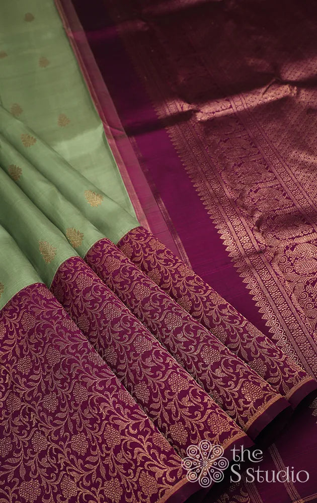 Elachi Green Kanchipuram Silk Saree With Purple Border