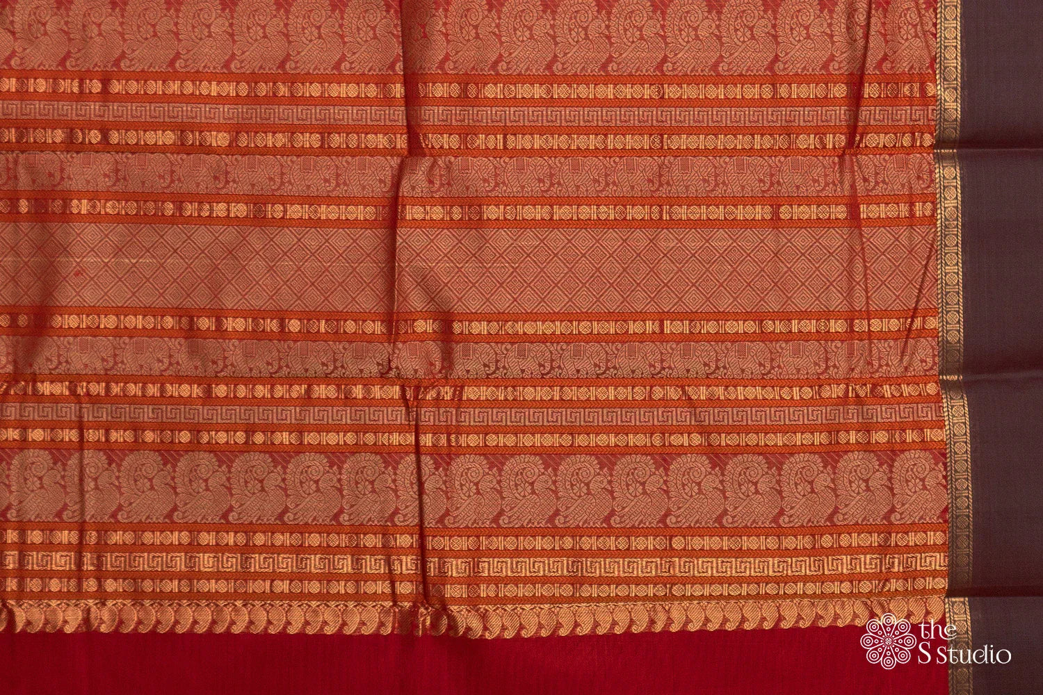 Classic Red Handloom Kanchi Cotton Ganga Jamuna Saree
