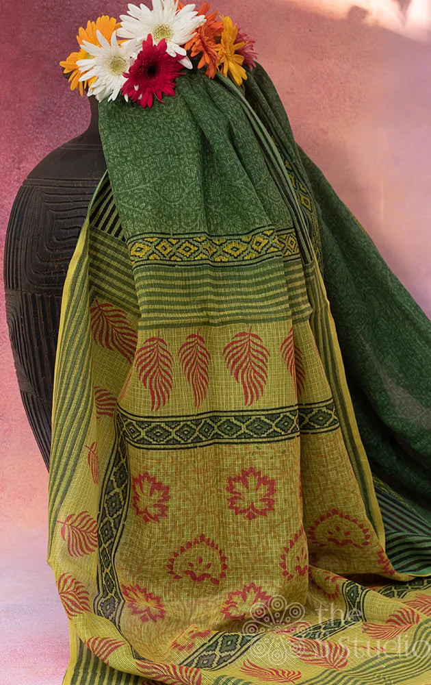 Kota Doria cotton sarees with beautiful floral embroidery work on borders  at the lowest price online - Shop online women fashion, indo-western,  ethnic wear, sari, suits, kurtis, watches, gifts.