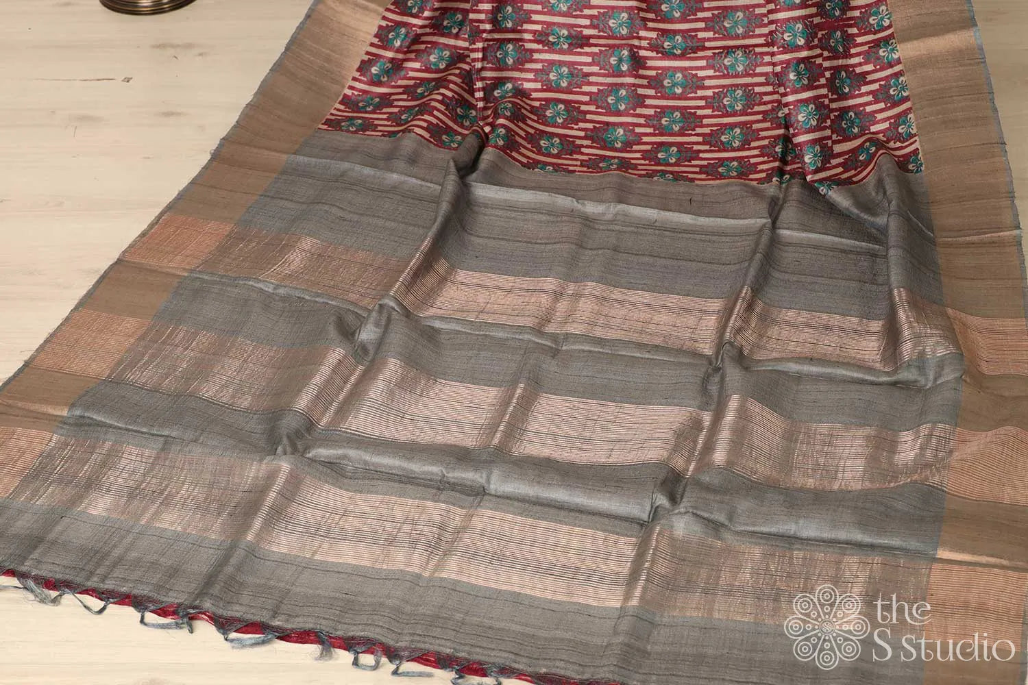 Maroon and grey printed tussar handloom saree