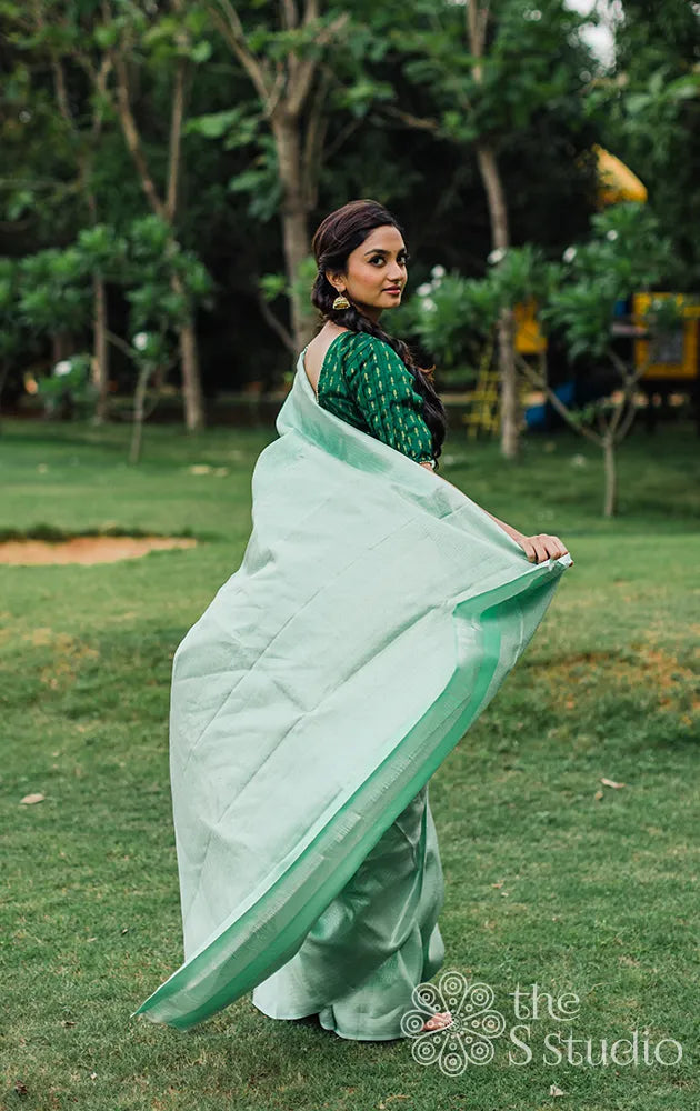 Buy Pastel Green Zari Woven Kanjivaram Silk Saree Online At Ethnic Plus