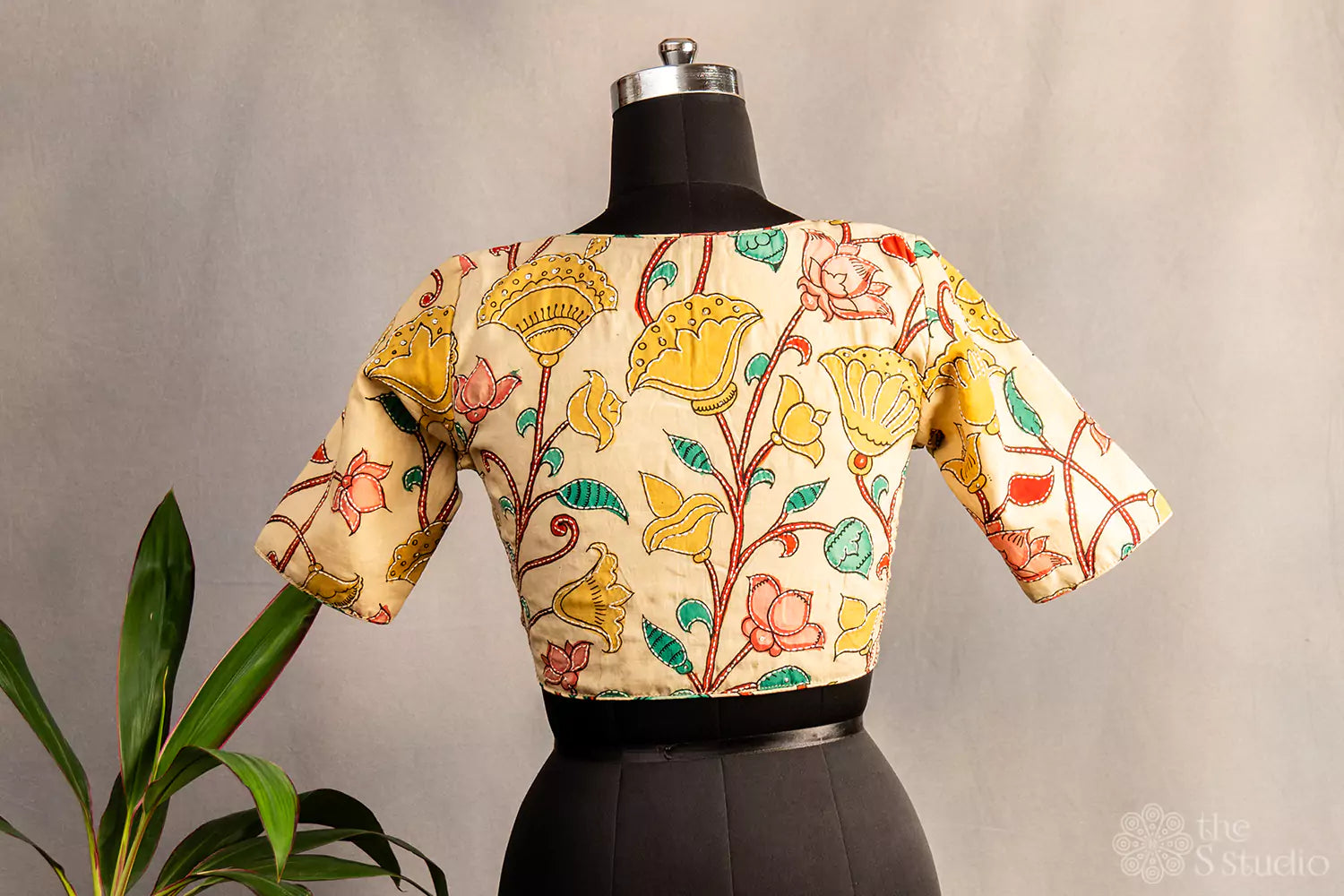 Off white kalamkari hand painted silk blouse with kantha embroidery