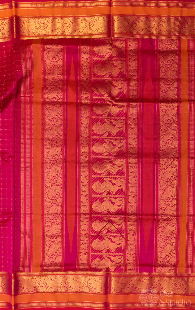 Rani pink silk cotton ten yards saree with plus butta and rich pallu