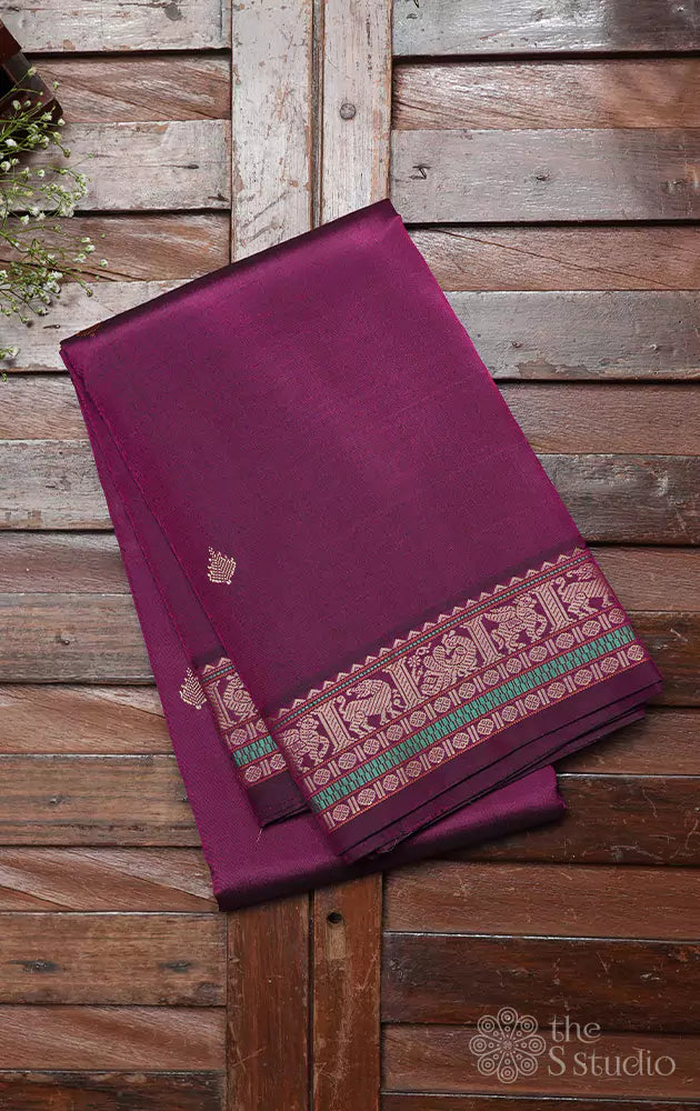 Magenta kanchipuram silk saree with threadwork border and pallu