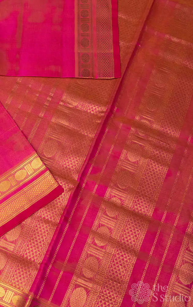 Peachish pink vairaoosi silk cotton saree with zari border