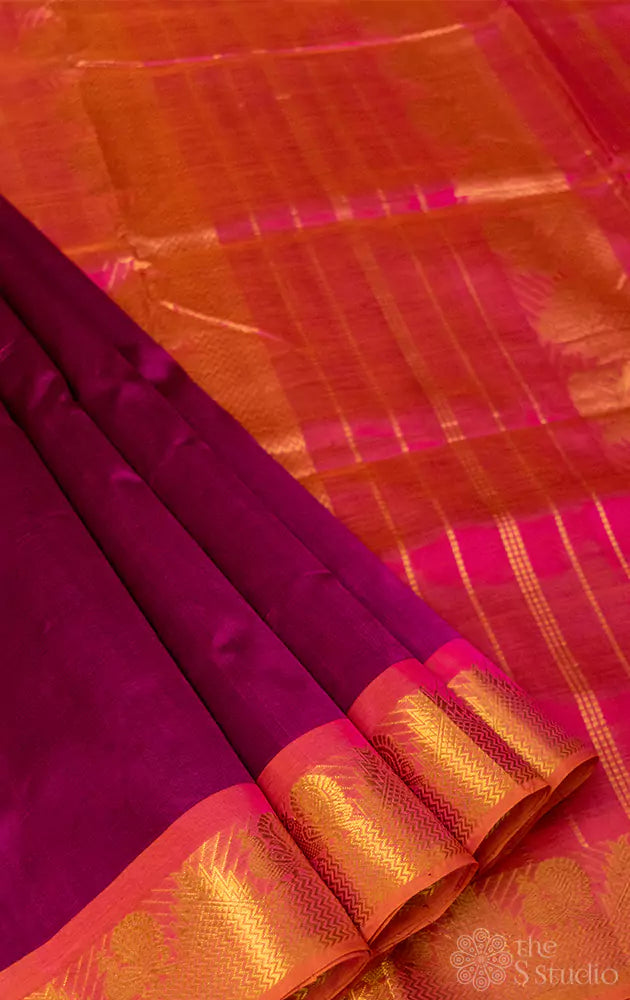 Magenta silk cotton ten yards saree with peach border