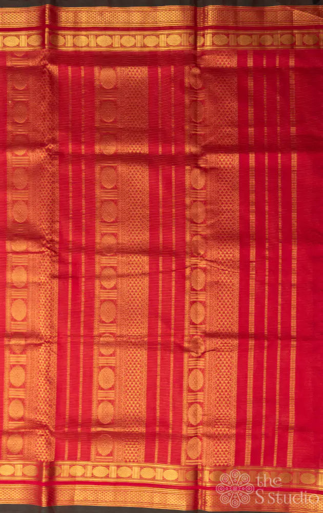 Rani pink vairaoosi silk cotton saree with zari border