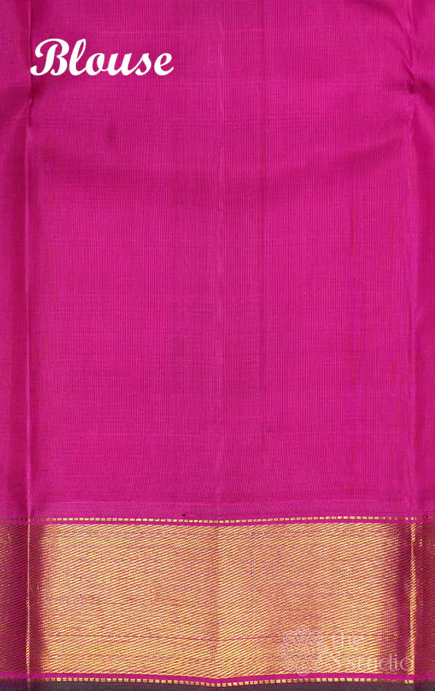 Peach small checks kanchipuram silk saree with zari border