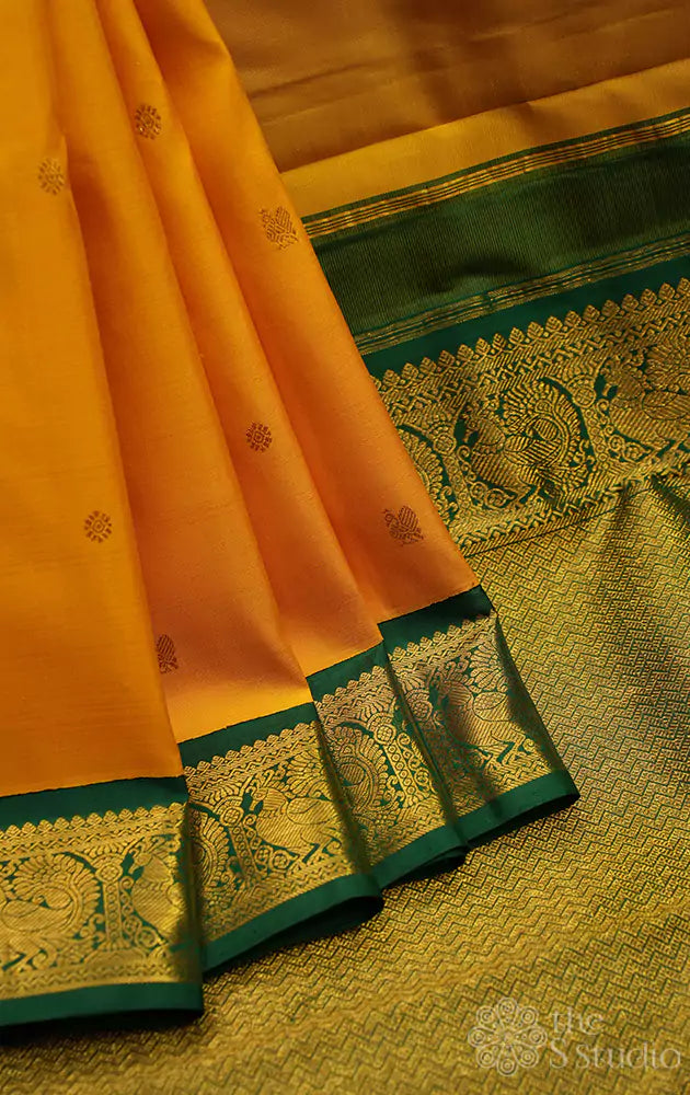 Mango Orange Dharmavaram Silk Saree With Zari Weaving at Rs 4635 | Zari  Border Sarees | ID: 24545270188